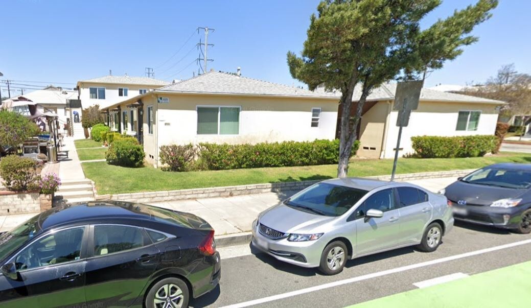 Foto principal - 1819 Ocean Park Blvd