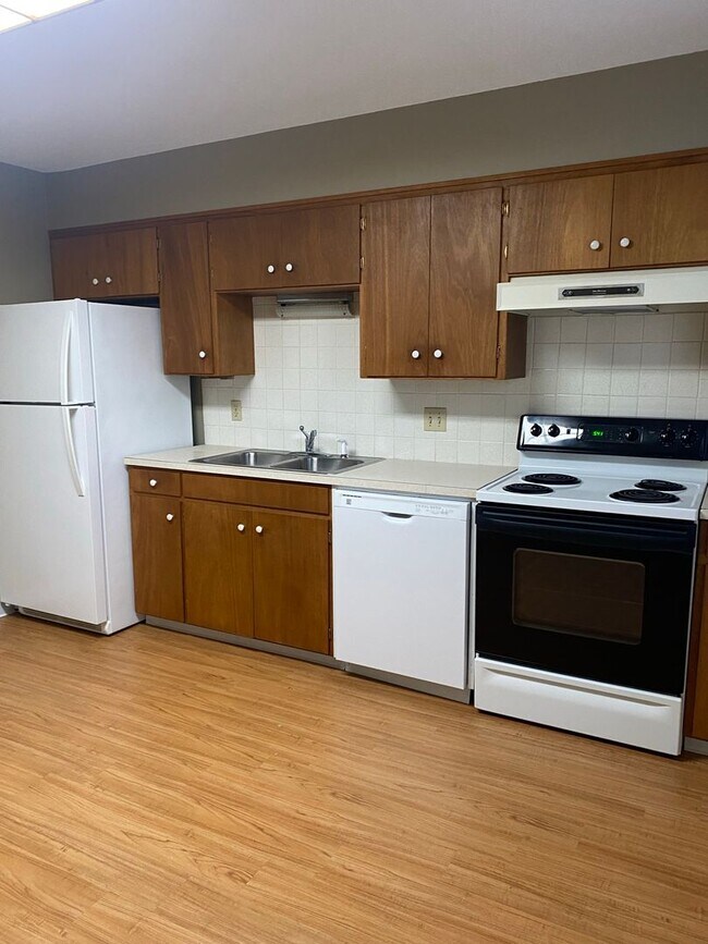 Foto del edificio - Spacious Duplex in Great Location