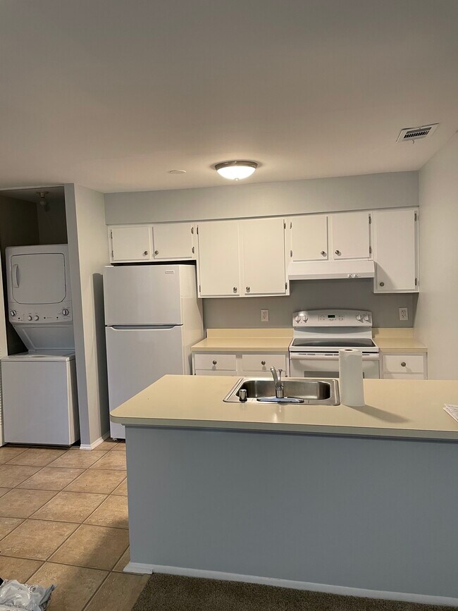 101 Ashton Ct Unit 101, West Deptford, NJ 08051 Condo for Rent in