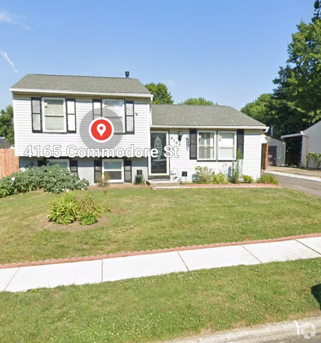 Building Photo - 4165 Commodore St