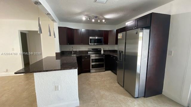 Foto del edificio - 5881 SW 15th St
