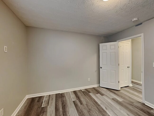 Foto del edificio - 18814 Mesa Oaks Dr