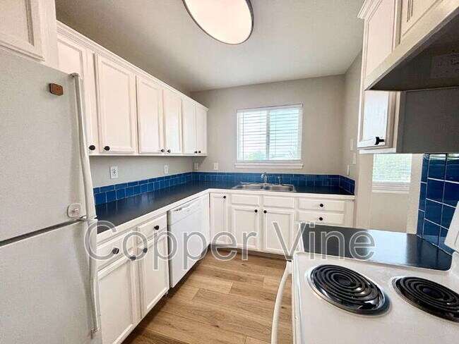 Foto del edificio - 9710 Huron St