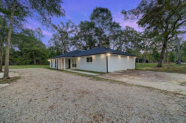 Building Photo - 22558 Brook Forest Rd