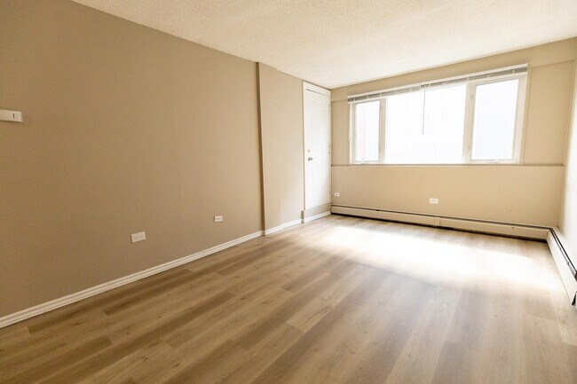 Photo du bâtiment - Mainstreet Plaza Apartments