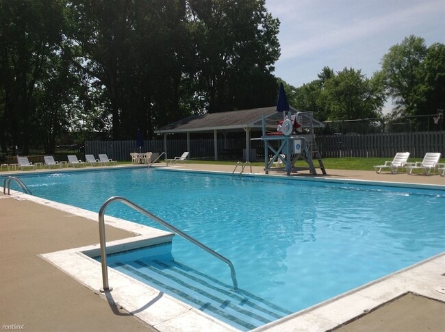 Building Photo - 39023 Edwards Ct