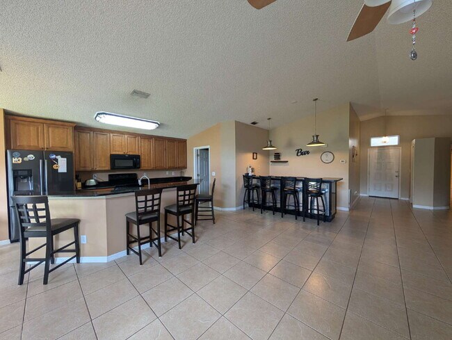 Foto del edificio - Beautiful 3-Bedroom Home in Suntree