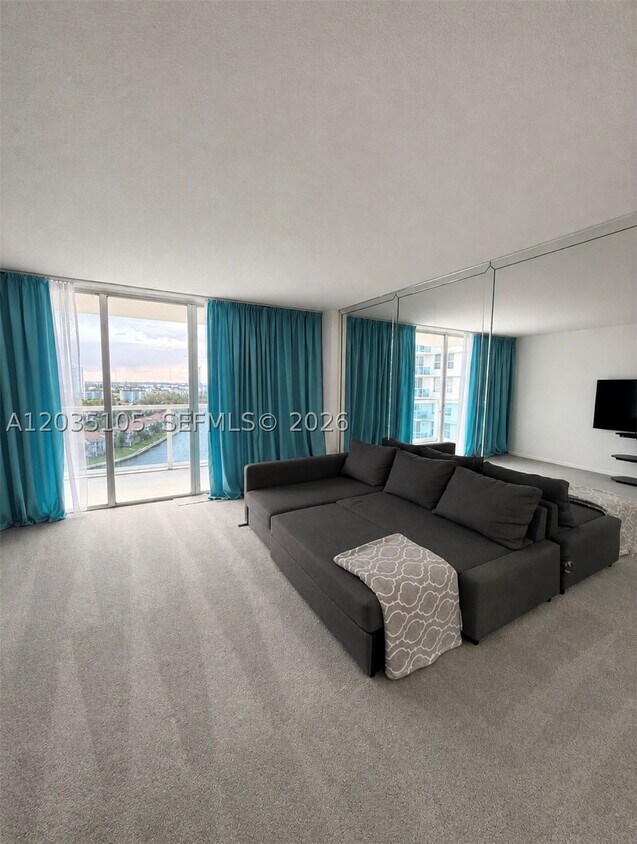 Foto del edificio - 3800 S Ocean Dr