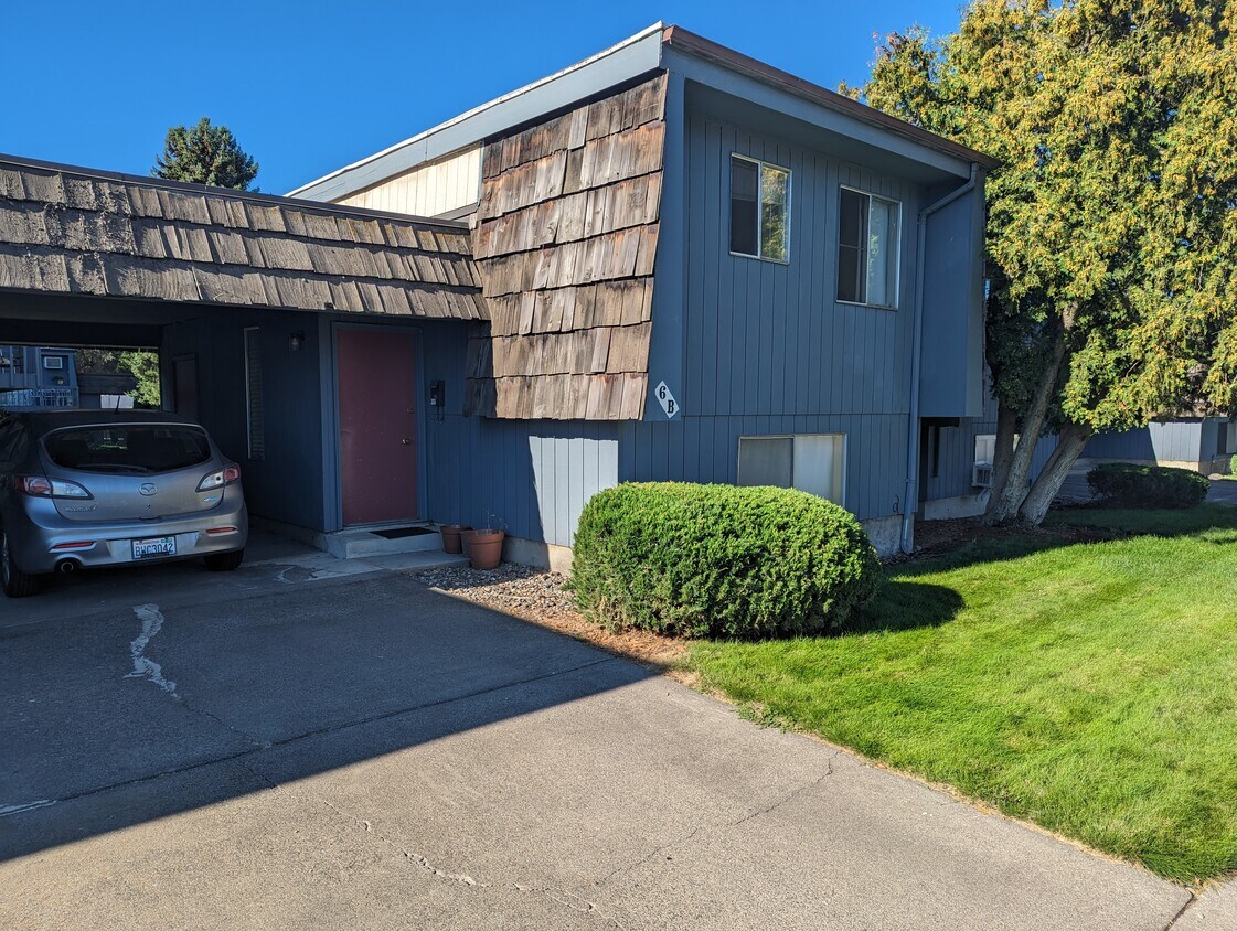 1122 Francis Ave, Walla Walla, WA 99362 Townhome Rentals in Walla