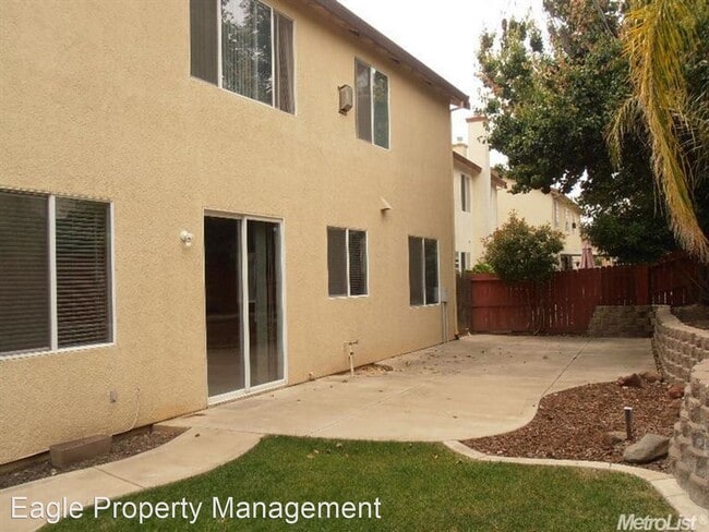 Building Photo - 4 br, 3 bath House - 9439 Sierra River Dr