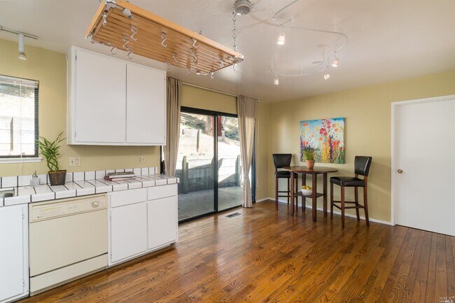 Foto del edificio - 21 Yarrow Ln