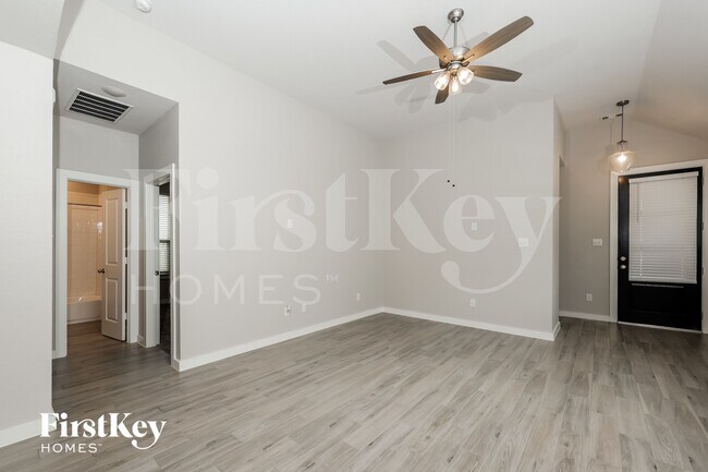 Foto del edificio - 235 Aster View Ct