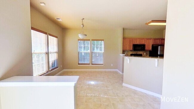 Building Photo - 10835 Garden Oaks Ln