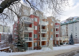Building Photo - Legislative Estates Apartments