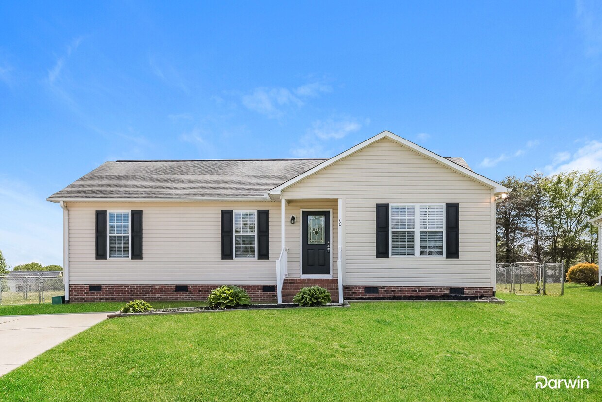 Foto principal - 10 Buck Forest Lane, Thomasville, NC 27360