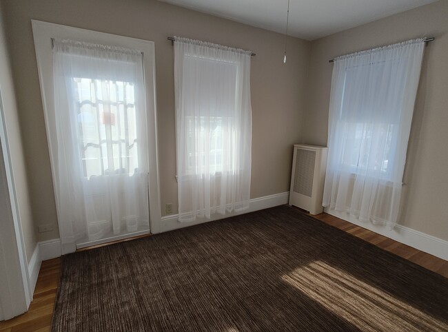 Building Photo - 19 Surry Rd