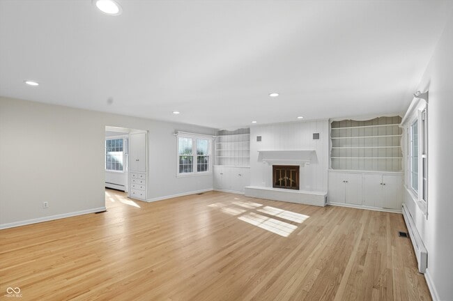 Building Photo - 2922 E Smoky Row