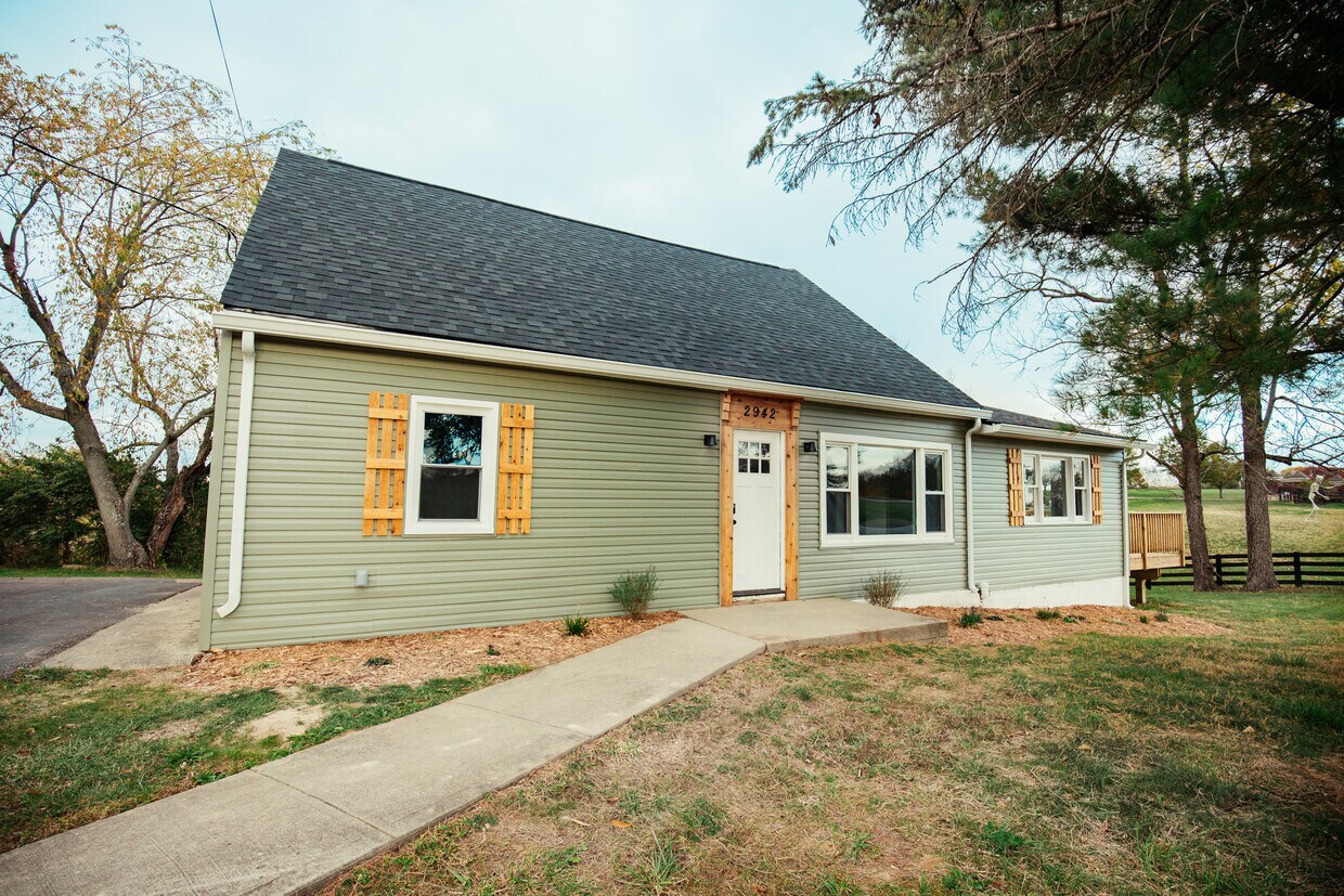 2942 Hathaway Rd, Union, KY 41091 House Rental in Union, KY