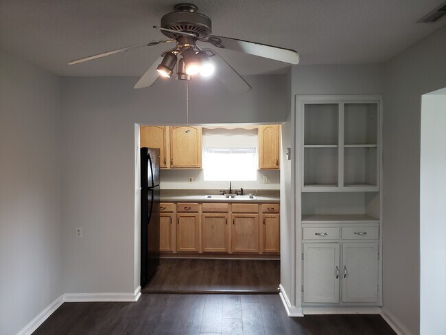 Dining Room - 1511 Woodlawn Rd
