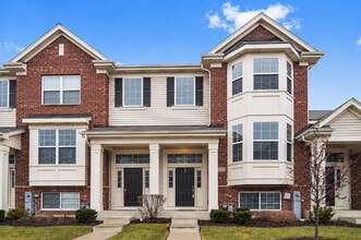Building Photo - 1641 Dogwood Ln