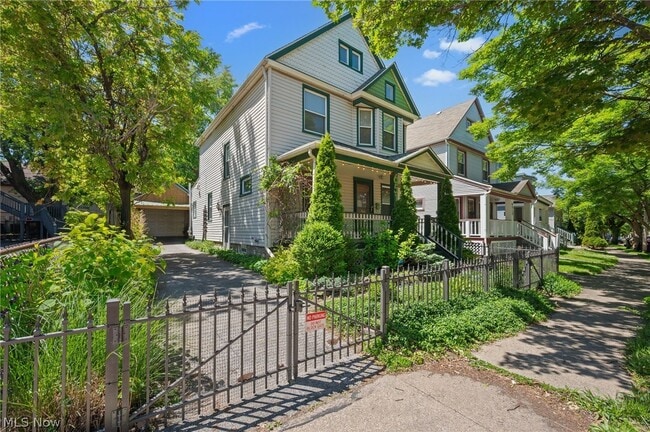 Building Photo - 6511 Fir Ave