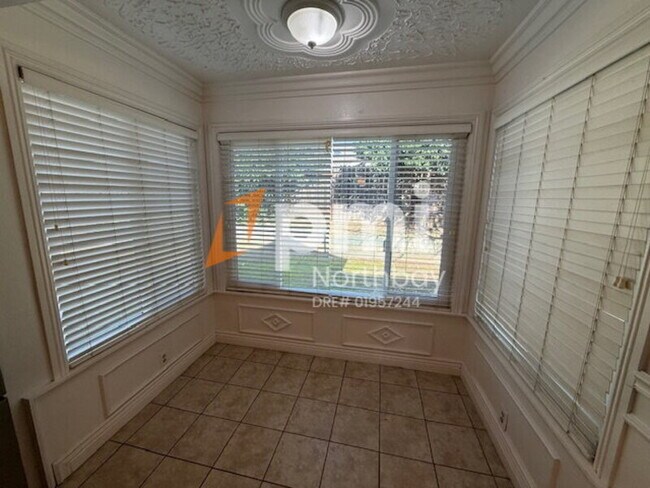 Foto del edificio - 2950 Juniper St