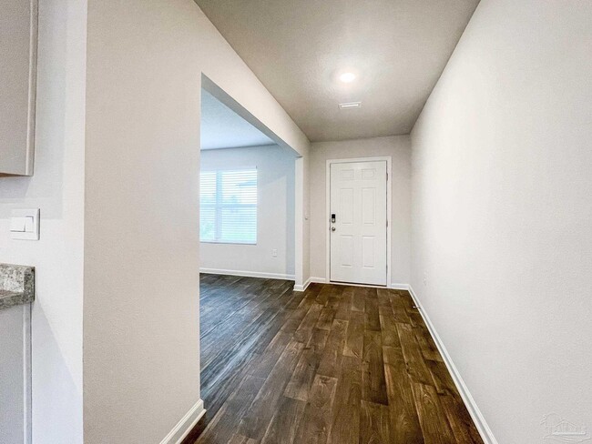 Building Photo - 7623 Steeplechase Blvd