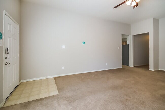 Foto del edificio - 18407 Knob Hill Lake Ln