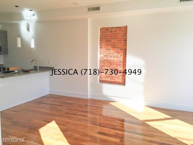 Foto del edificio - 891 Lafayette Ave