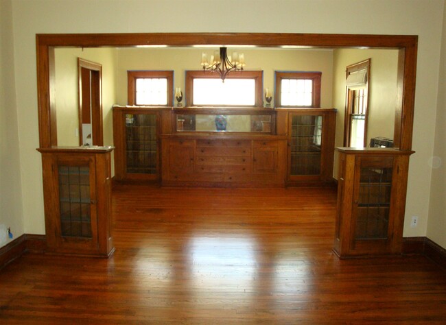Building Photo - 3823 Blaisdell Ave