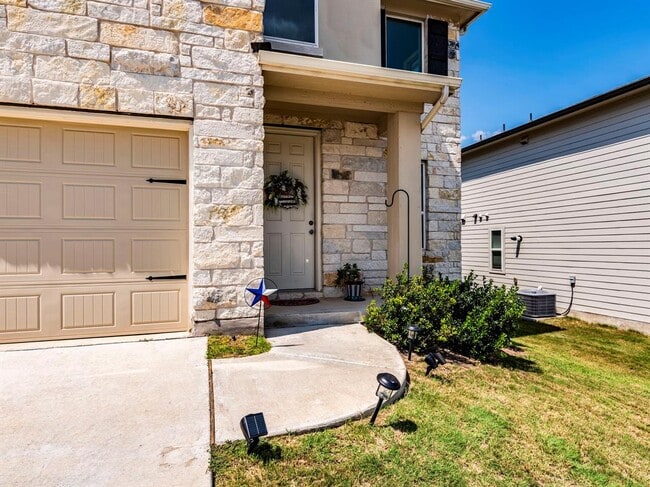 Foto del edificio - 142 Mount Locke Rd