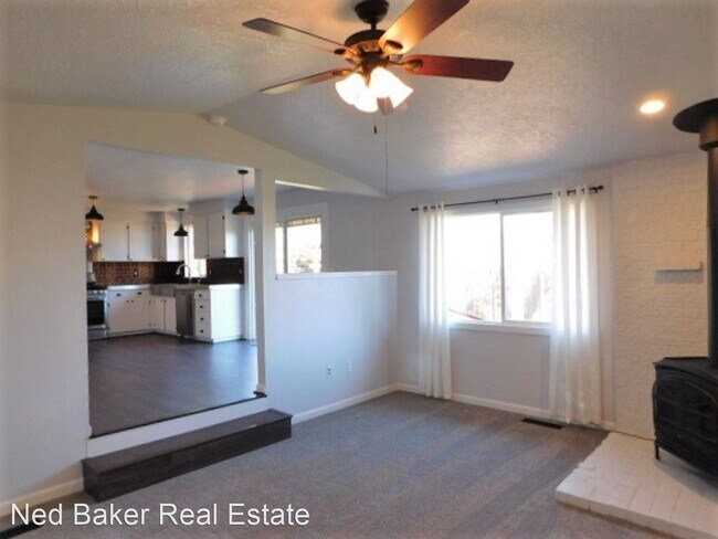 Foto del edificio - 3 br, 2 bath House - 5344 Flint Ct S