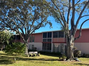 Building Photo - 24 Golfs Edge