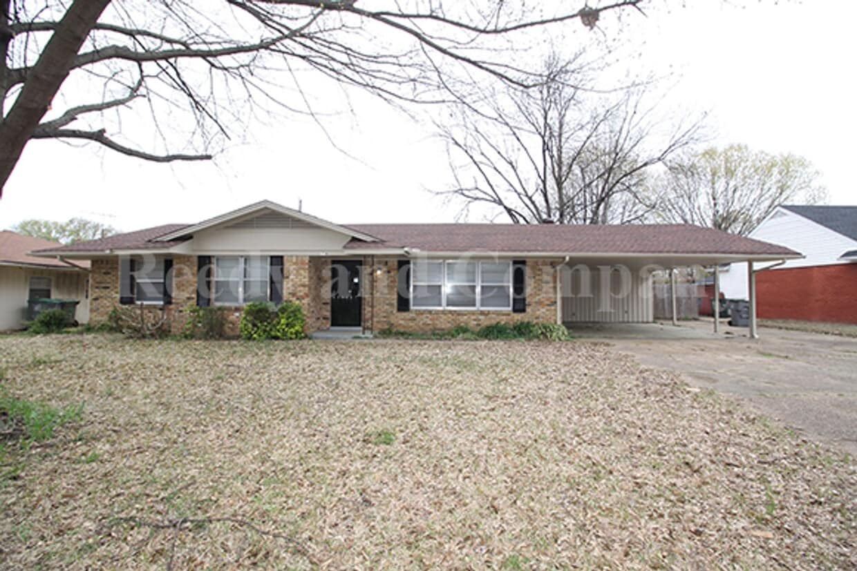 Primary Photo - 1718 Borden Dr