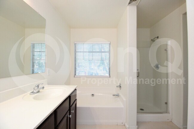 Foto del edificio - 3834 E Santa Fe Ln
