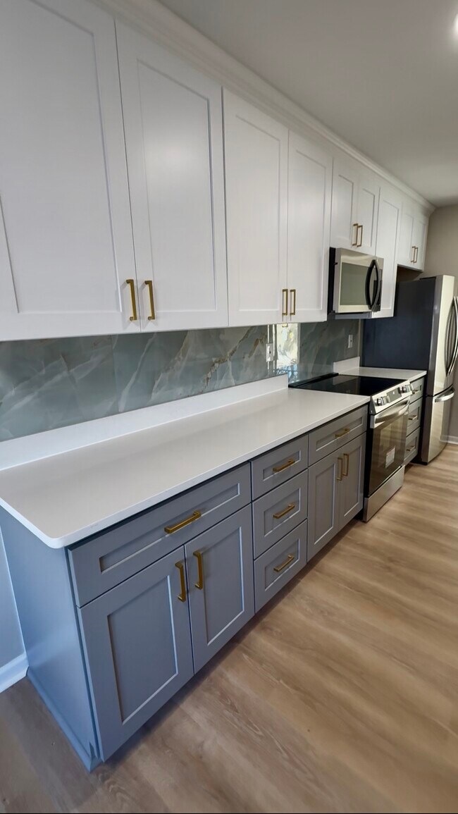 Foto del edificio - 3492 Woodburne Dr