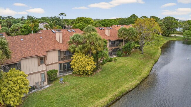 Foto del edificio - 500 Crosswinds Dr