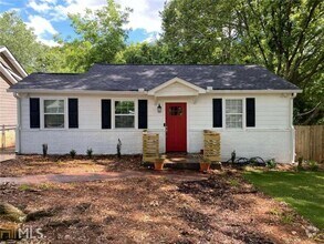 Building Photo - 1127 Dobbs Dr SE