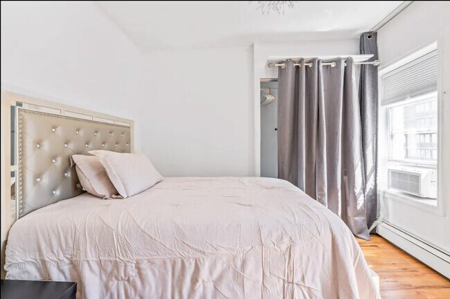 Foto del edificio - 600 2nd Ave