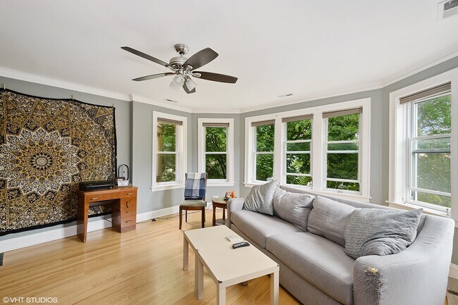 Foto del edificio - 3746 N Whipple St