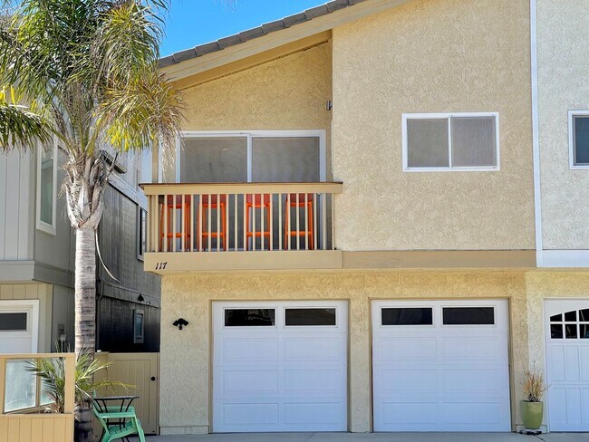 Building Photo - FULLY FURNISHED | Hollywood Beach | Oxnard | 3Bed + 2Bath