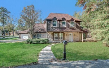 Building Photo - 591 River Plantation Dr