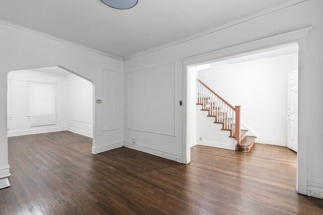 Foto del edificio - Updated 3-Bedroom | 2-Bath | Central AC | ...