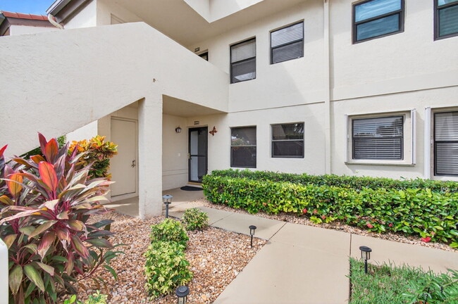 Building Photo - 5945 Parkwalk Dr