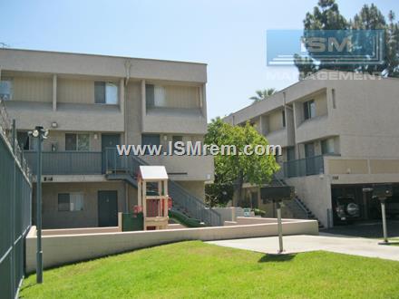 Foto del edificio - 1132 S Grand View St