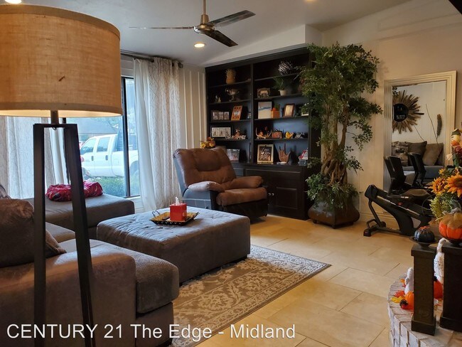 Building Photo - 3 br, 2 bath House - 3704 Casady Ct