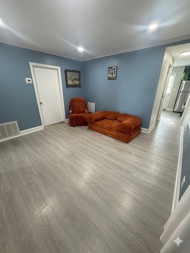 Foto del edificio - 1812 W Erie St