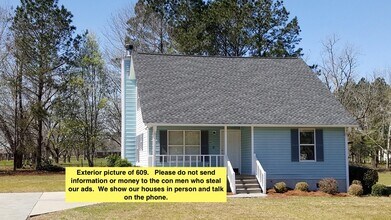 Building Photo - 609 Windcrest Dr