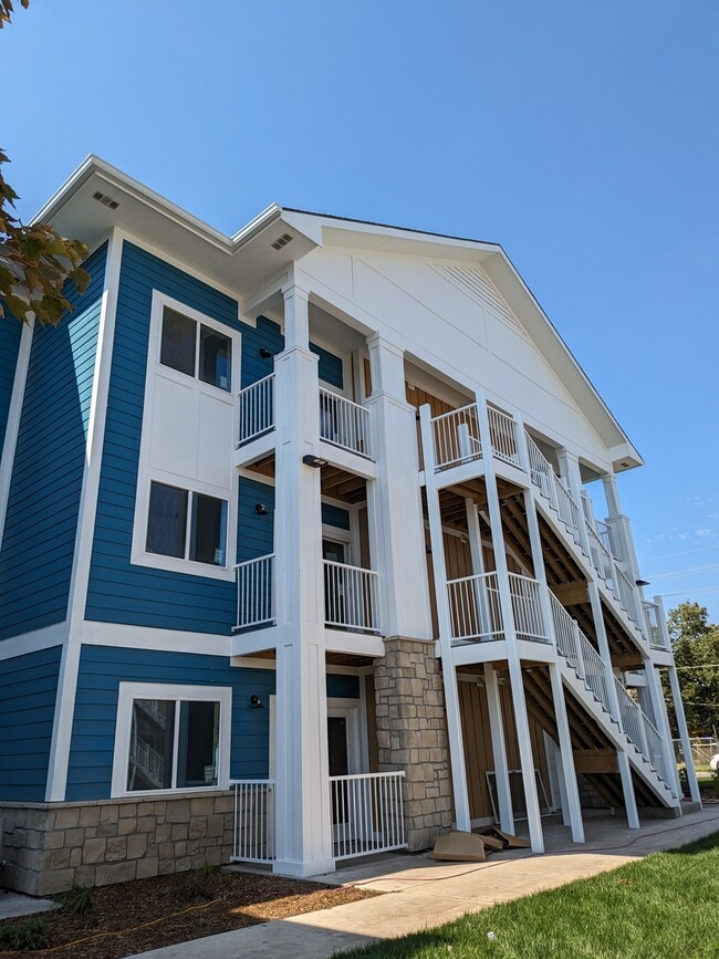 WIN Residences 1900 Elaine Dr Winfield, KS Apartments for Rent in