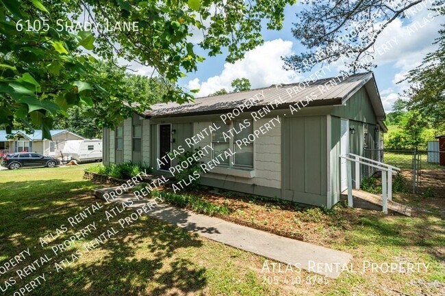 Building Photo - 6105 Shady Lane Adamsville, AL 35005